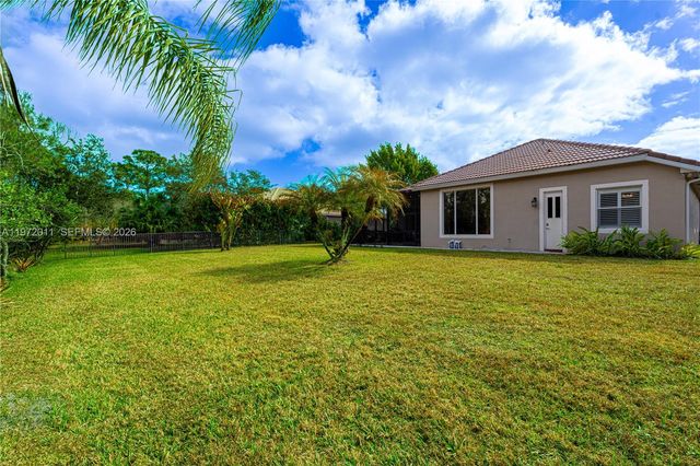 6918 SE Sleepy Hollow Ln, Stuart, FL 34997