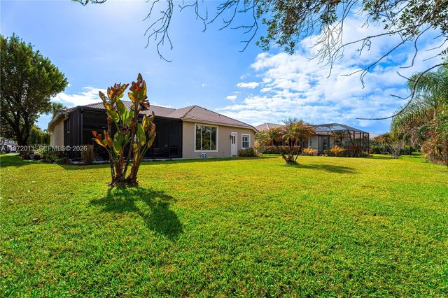 6918 SE Sleepy Hollow Ln, Stuart, FL 34997