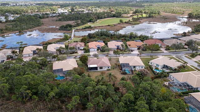 6918 SE Sleepy Hollow Ln, Stuart, FL 34997