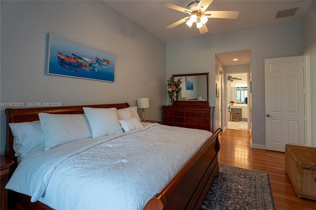 6918 SE Sleepy Hollow Ln, Stuart, FL 34997