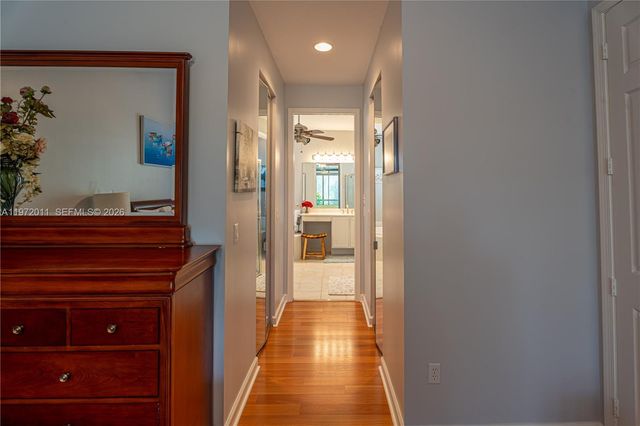 6918 SE Sleepy Hollow Ln, Stuart, FL 34997