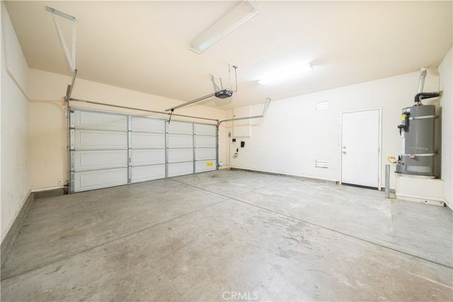 11797 Maywood, Adelanto, CA 92301