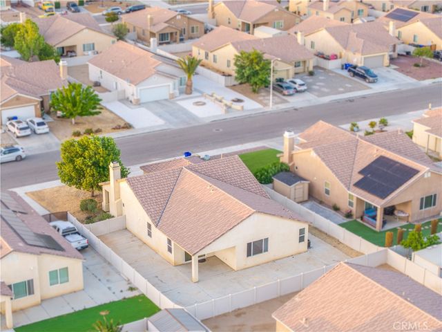 11797 Maywood, Adelanto, CA 92301