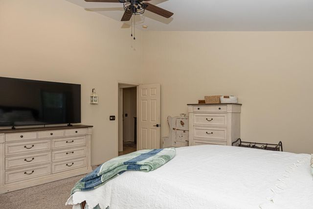 748 Eureka Drive, Versailles, KY 40383