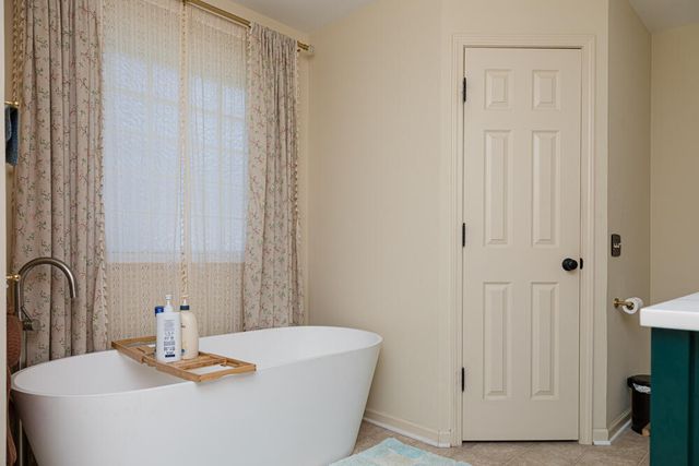 748 Eureka Drive, Versailles, KY 40383