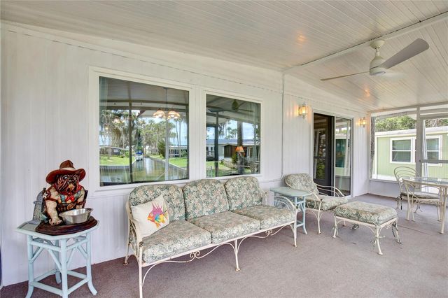 105 CANAL VIEW, Eustis, FL 32726