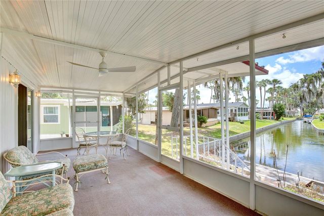 105 CANAL VIEW, Eustis, FL 32726