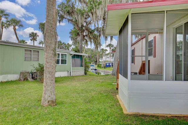 105 CANAL VIEW, Eustis, FL 32726