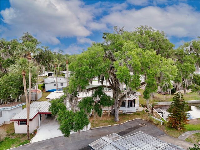 105 CANAL VIEW, Eustis, FL 32726