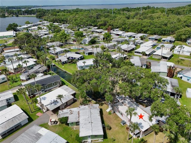 105 CANAL VIEW, Eustis, FL 32726