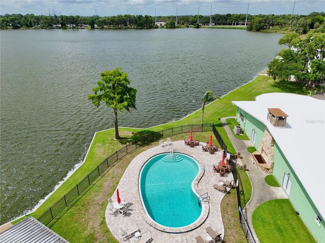 105 CANAL VIEW, Eustis, FL 32726