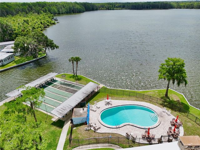 105 CANAL VIEW, Eustis, FL 32726