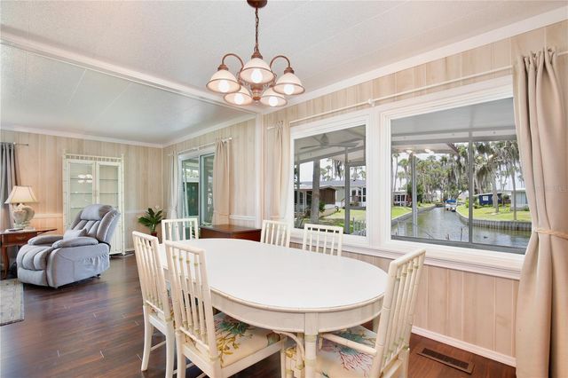 105 CANAL VIEW, Eustis, FL 32726