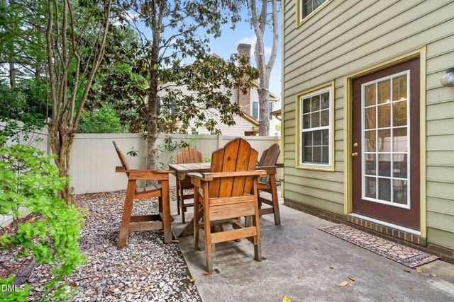 2941 Faversham Place, Raleigh, NC 27604