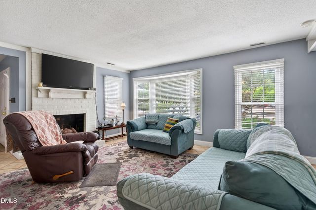 2941 Faversham Place, Raleigh, NC 27604
