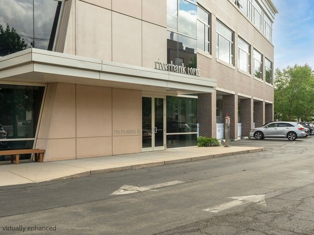 290 Pleasant St` 213, Watertown, MA 02472