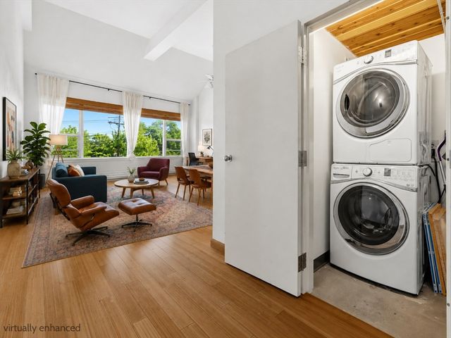 290 Pleasant St` 213, Watertown, MA 02472