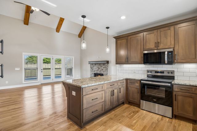 4155 Ironwood Dr, Greenbrier, TN 37073