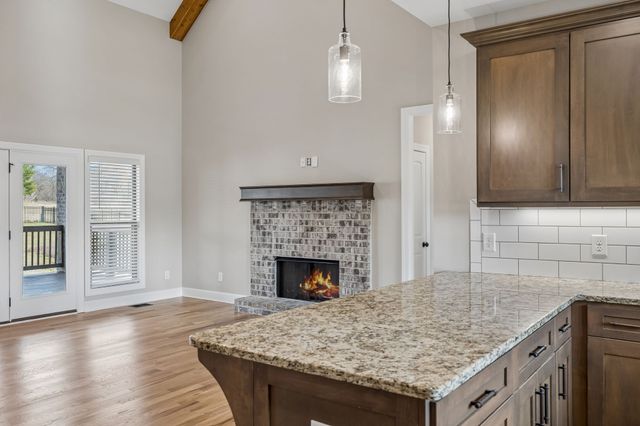 4155 Ironwood Dr, Greenbrier, TN 37073