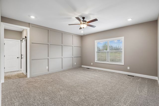 4155 Ironwood Dr, Greenbrier, TN 37073