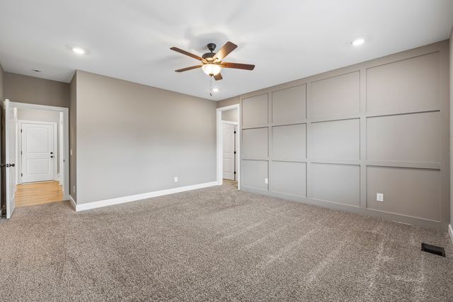 4155 Ironwood Dr, Greenbrier, TN 37073