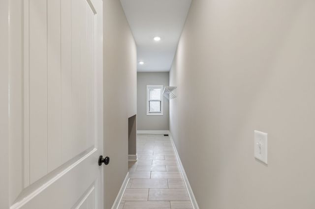 4155 Ironwood Dr, Greenbrier, TN 37073