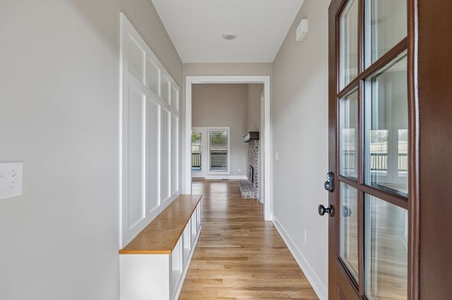 4155 Ironwood Dr, Greenbrier, TN 37073