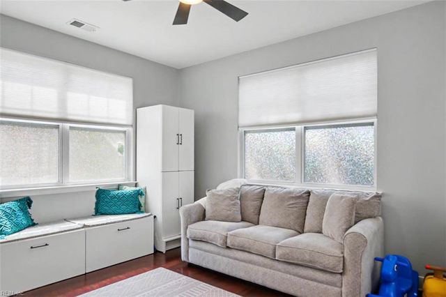 1523 Pucknall DR, Chesapeake, VA 23320