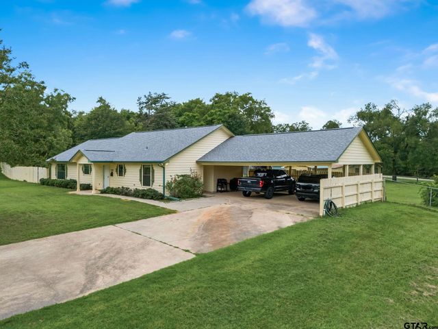 204 Connor St, Daingerfield, TX 75638