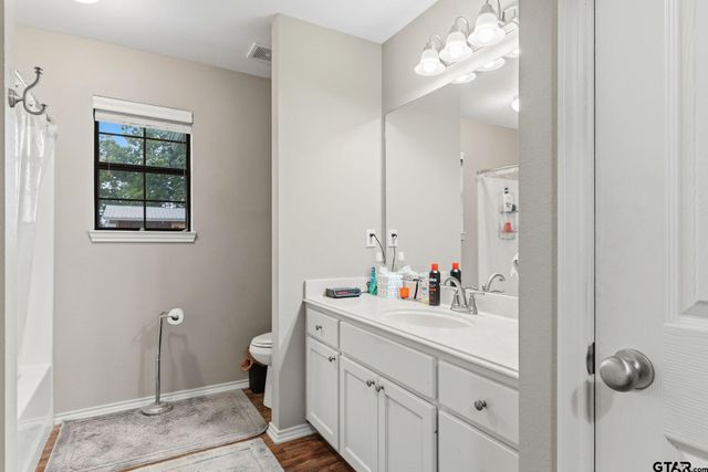 204 Connor St, Daingerfield, TX 75638
