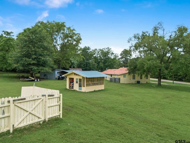 204 Connor St, Daingerfield, TX 75638