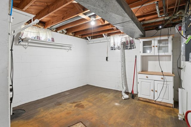 600 Evergreen Avenue, Waterloo, IA 50701
