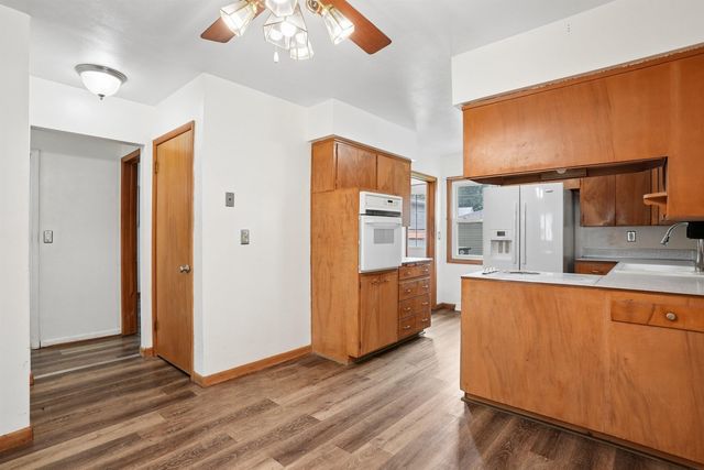 600 Evergreen Avenue, Waterloo, IA 50701