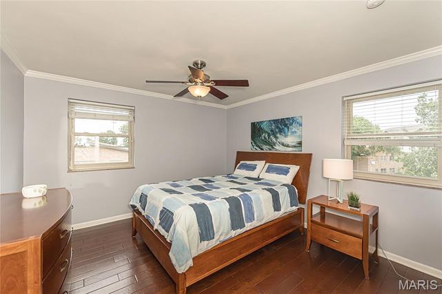 5 Delcrest Court 204, University City, MO 63124