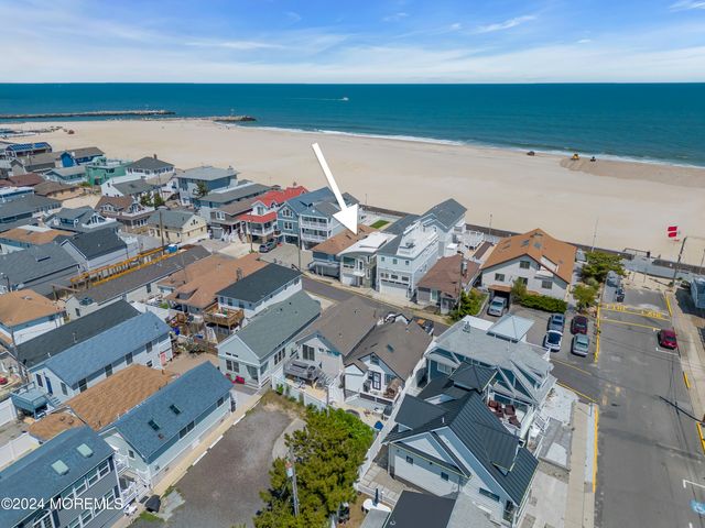6 Danby Place, Point Pleasant Beach, NJ 08742