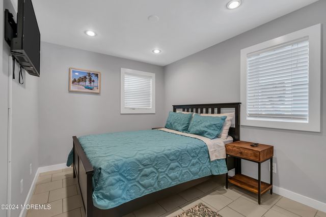 6 Danby Place, Point Pleasant Beach, NJ 08742