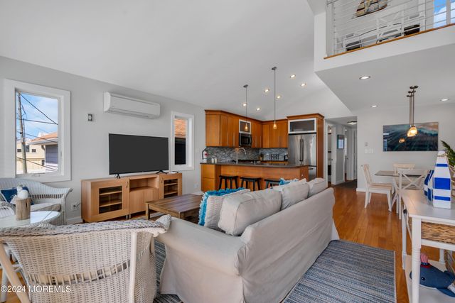 6 Danby Place, Point Pleasant Beach, NJ 08742