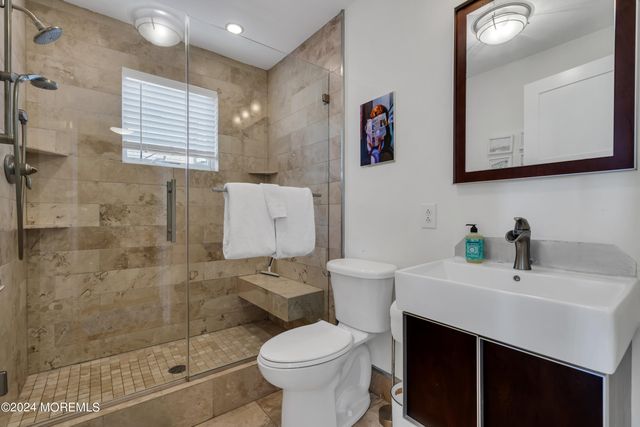 6 Danby Place, Point Pleasant Beach, NJ 08742