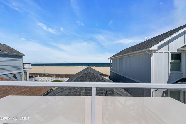 6 Danby Place, Point Pleasant Beach, NJ 08742