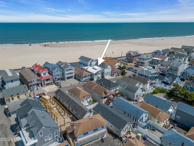 6 Danby Place, Point Pleasant Beach, NJ 08742