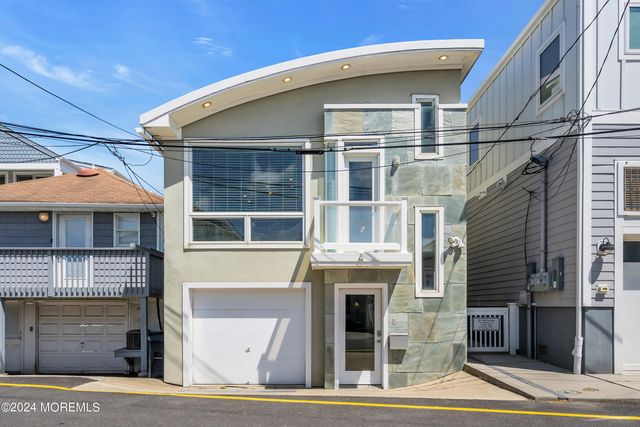 6 Danby Place, Point Pleasant Beach, NJ 08742