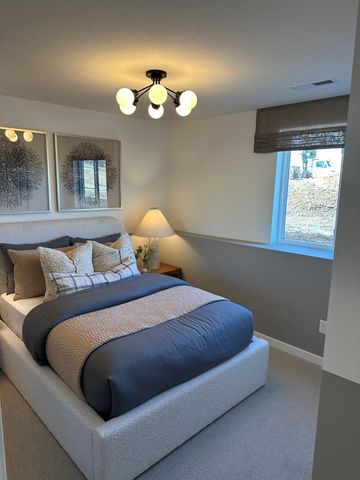 8852 63rd Street S, Cottage Grove, MN 55016