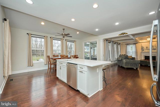 2905 RANDOM RD, Falls Church, VA 22042