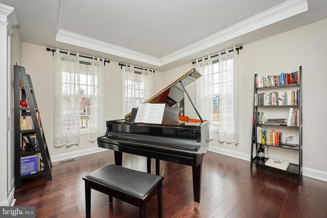 2905 RANDOM RD, Falls Church, VA 22042