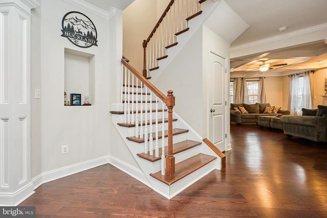 2905 RANDOM RD, Falls Church, VA 22042