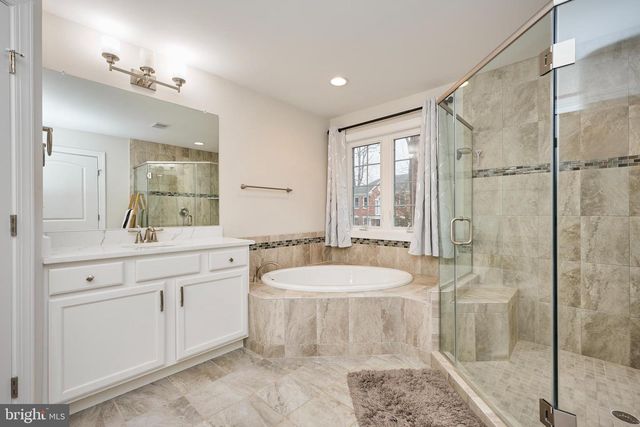 2905 RANDOM RD, Falls Church, VA 22042