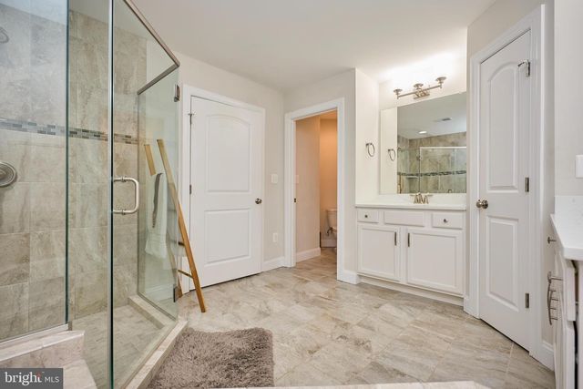 2905 RANDOM RD, Falls Church, VA 22042