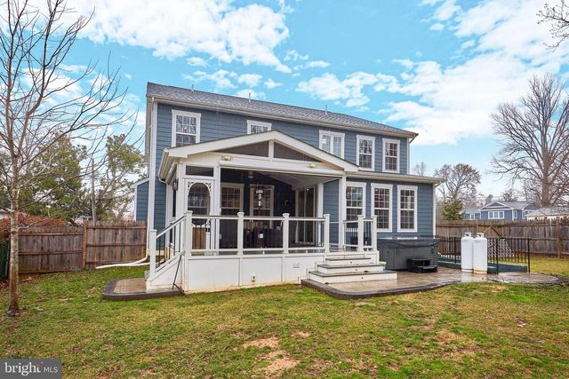 2905 RANDOM RD, Falls Church, VA 22042