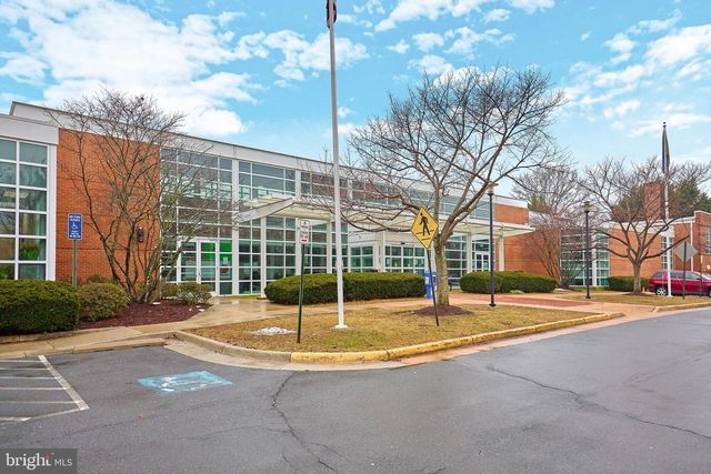 2905 RANDOM RD, Falls Church, VA 22042