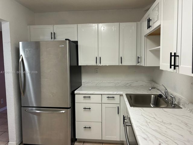 3671 Environ Blvd 470, Lauderhill, FL 33319